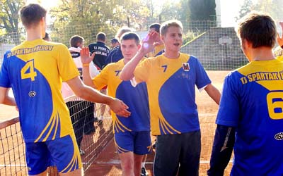 2010_04poliga_01