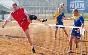 2010_04poliga_02