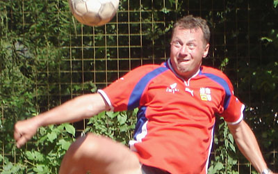 2011_nekrologprochazka_01
