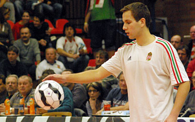 2016 mezinvyvojnula 1